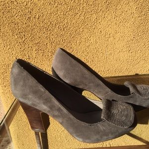 Suede gray heels